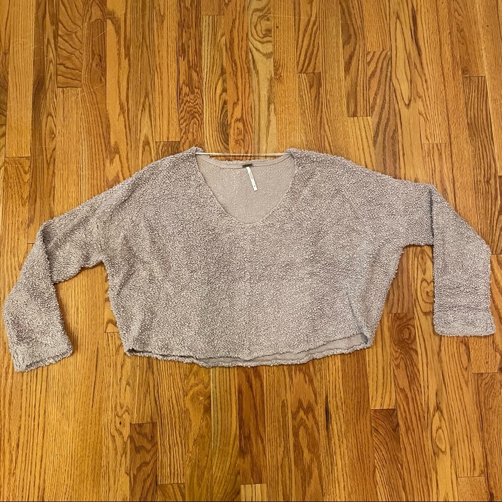 Free People mauve cropped v-neck teddy sweater